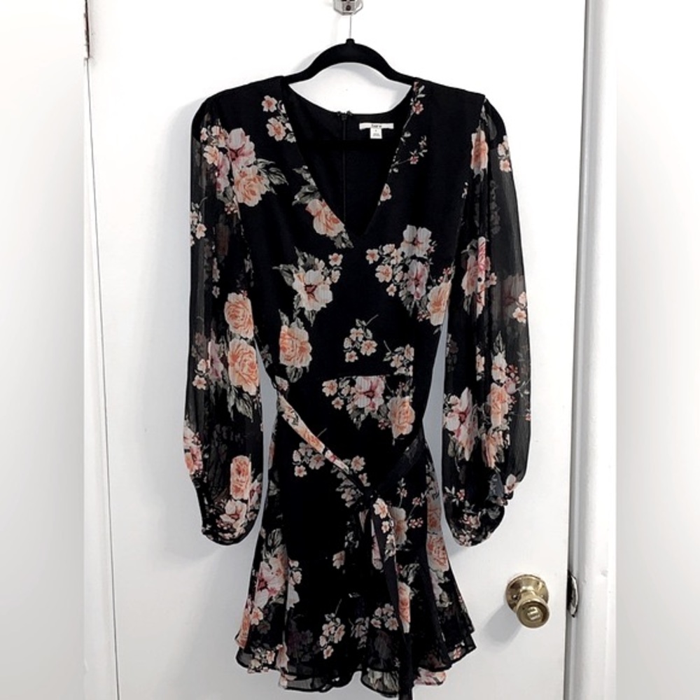 Floral Tie Wait Dress